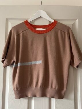 The Endery camel colored Ruben top, size M/L